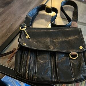Fossil leather shoulder bad/cross body